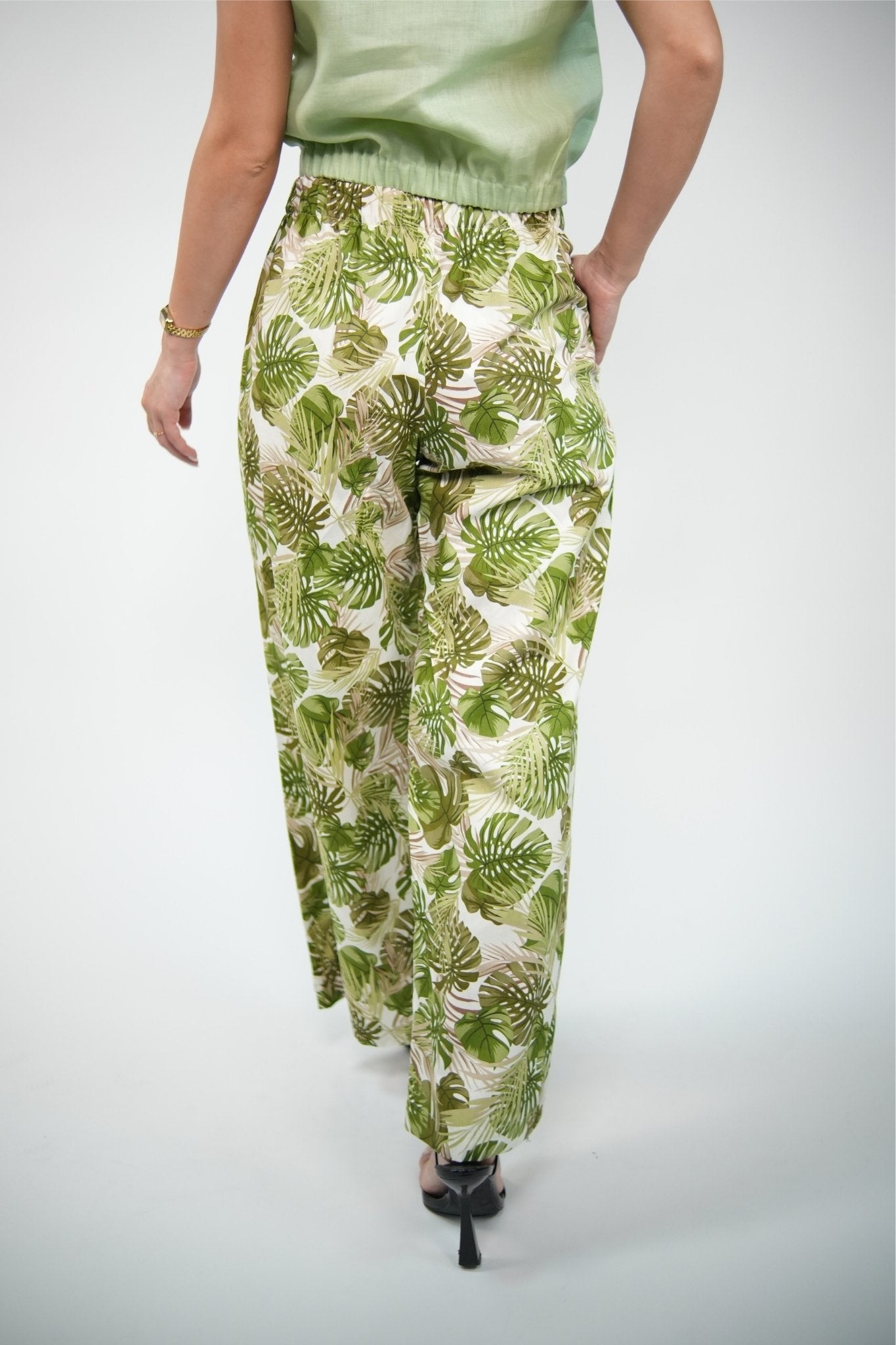 Casual Trouser in Green-Beige